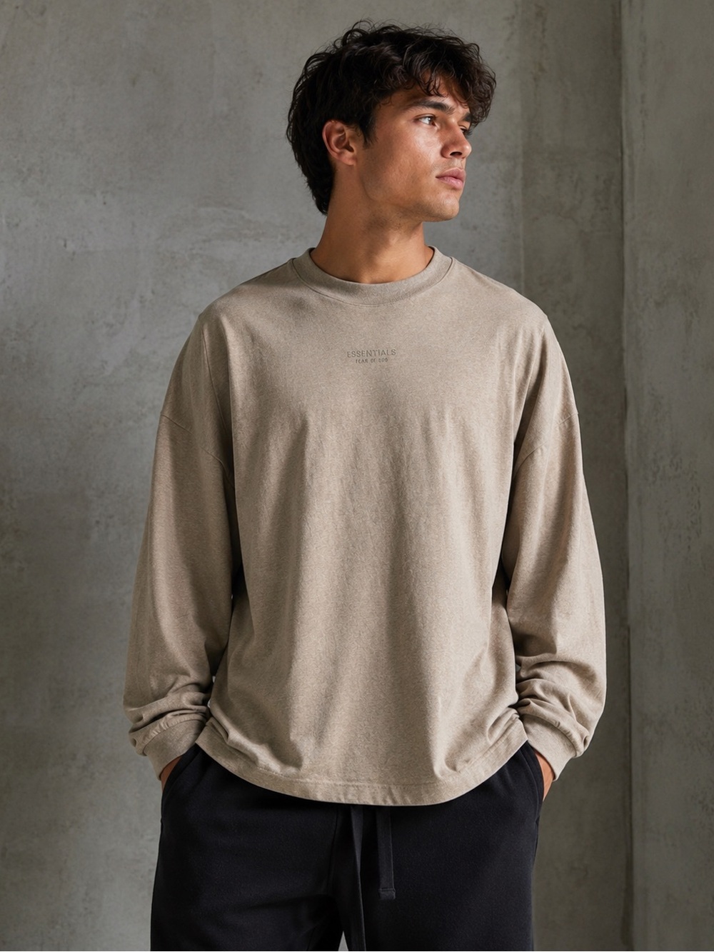 Fear of God Essentials Long Sleeve Tee in Core
Heather